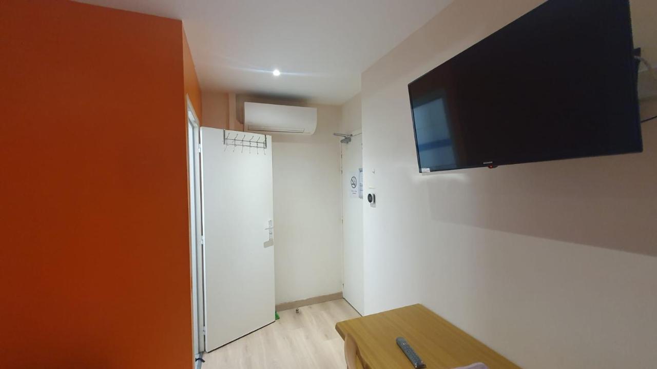 Hotel Le Privilege 라쿠르뇌브 외부 사진