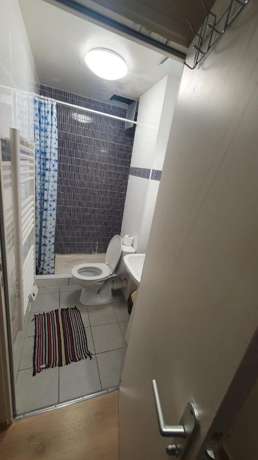 Hotel Le Privilege 라쿠르뇌브 외부 사진