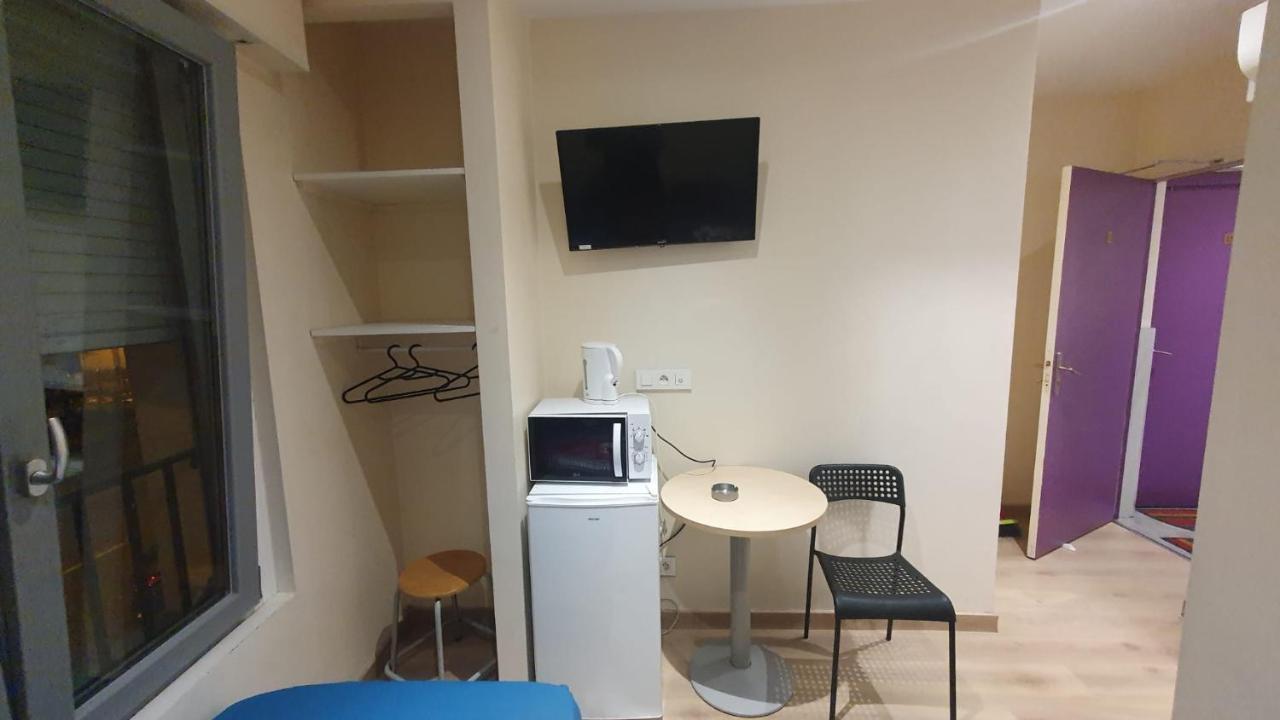Hotel Le Privilege 라쿠르뇌브 외부 사진
