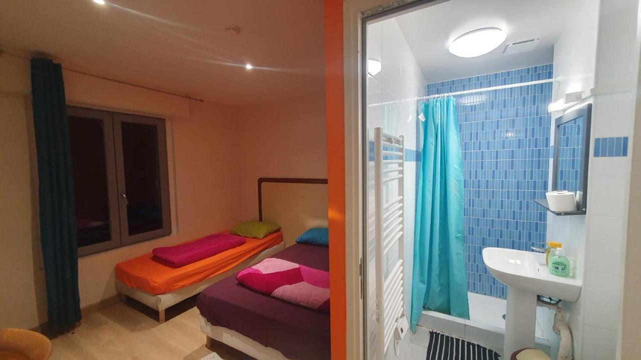 Hotel Le Privilege 라쿠르뇌브 외부 사진